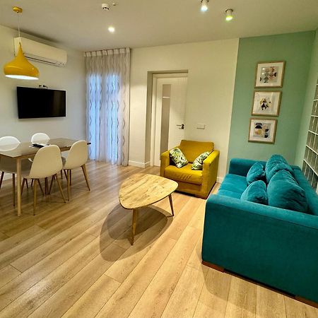 Apartamentos Apolo Madrid Ngoại thất bức ảnh