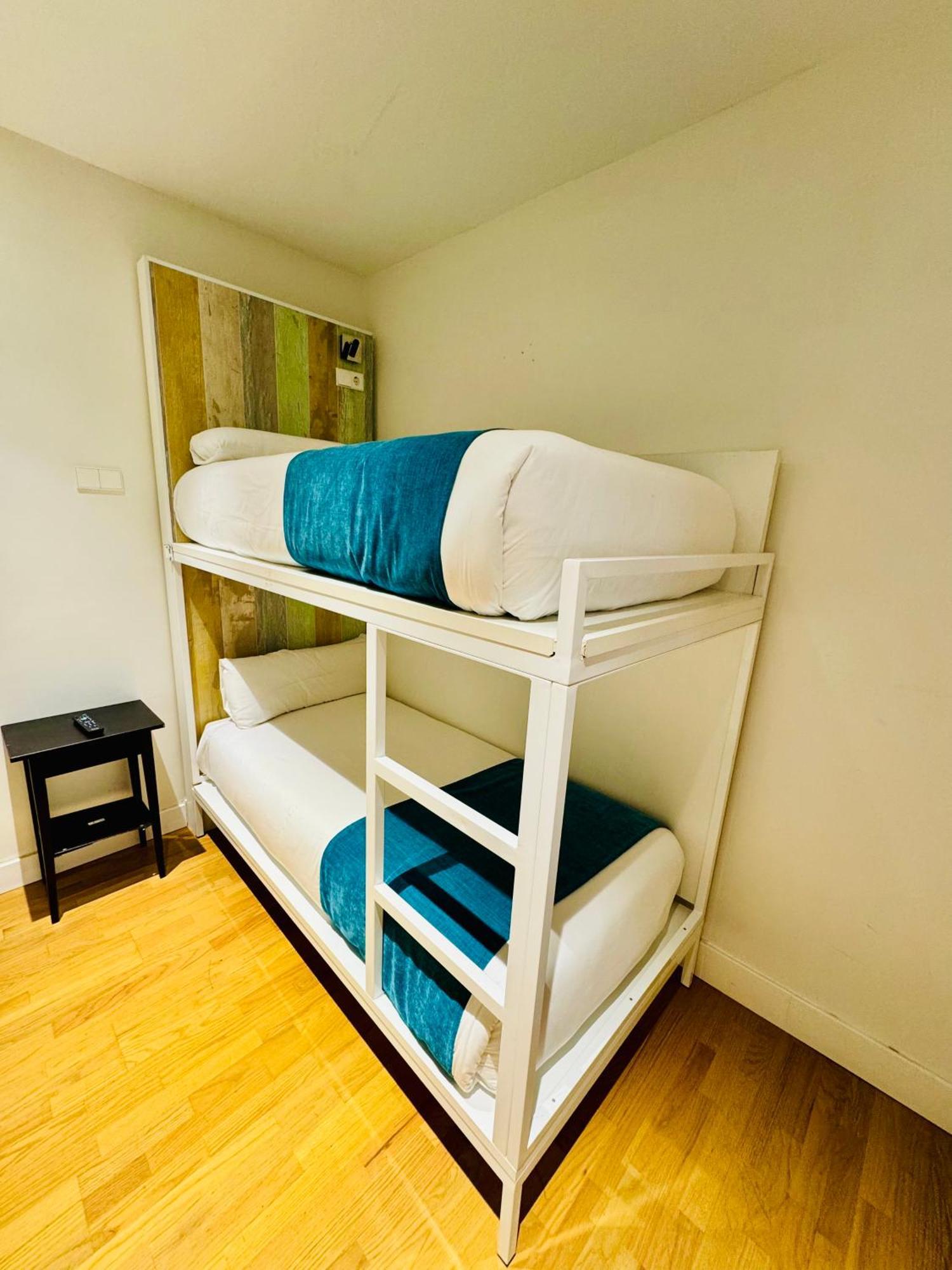 Apartamentos Apolo Madrid Ngoại thất bức ảnh